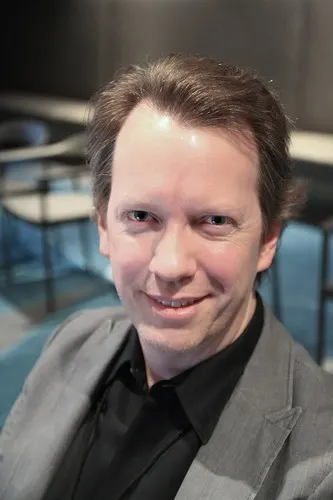 Photo of Sean M. Carroll