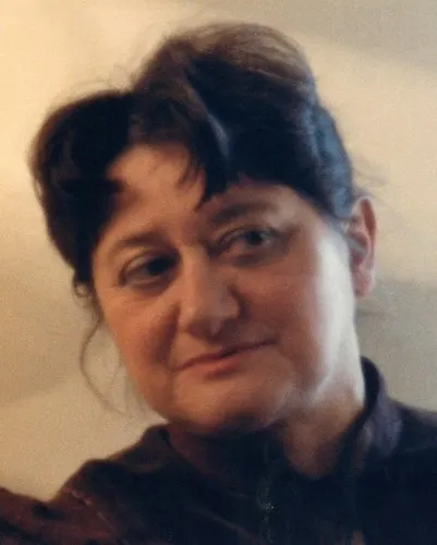 Photo of Laura Mancinelli