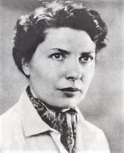 Photo of Mary Stewart