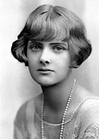 Photo of Daphne du Maurier