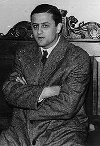 Photo of Luis Martín-Santos