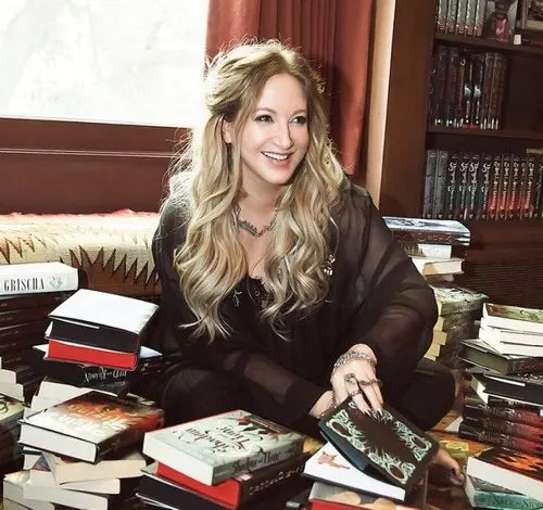 Photo of Leigh Bardugo