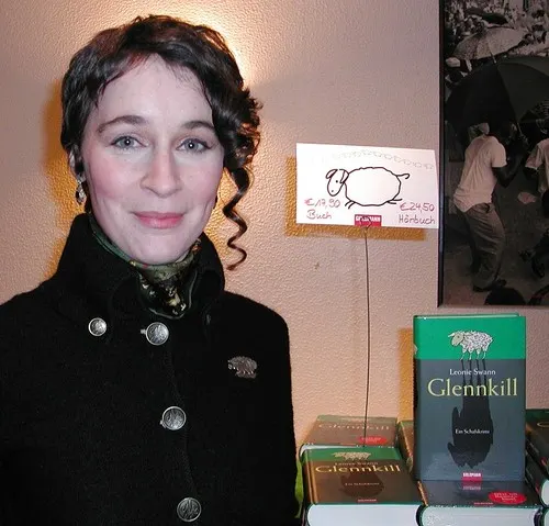 Photo of Leonie Swann