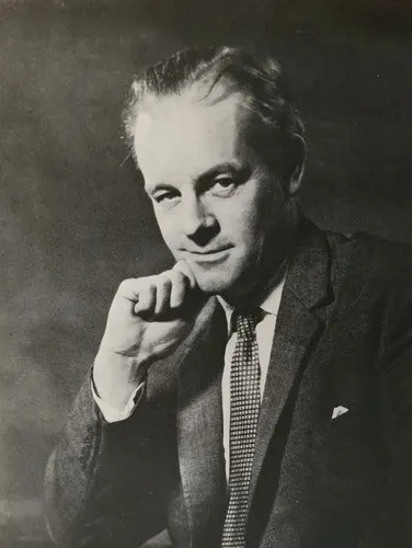 Photo of Alistair MacLean