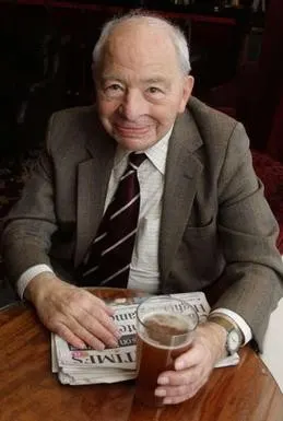 Photo of Colin Dexter