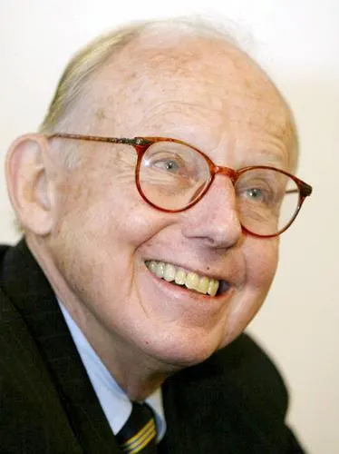 Photo of Samuel P. Huntington