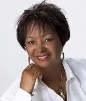 Photo of Rachel Renée Russell