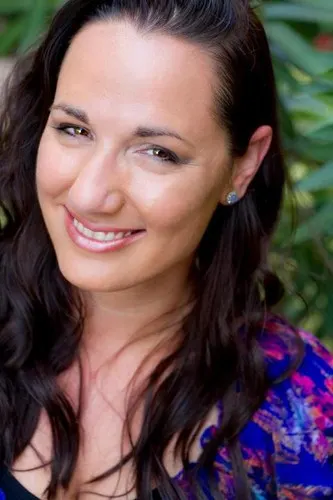 Photo of Jennifer L. Armentrout