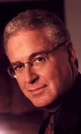 Photo of Ron Chernow