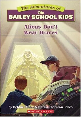 Cover of Aliens don't wear braces