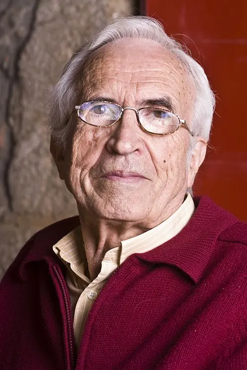 Photo of Xosé Neira Vilas
