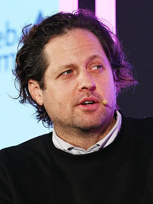 Photo of Vincent Bevins