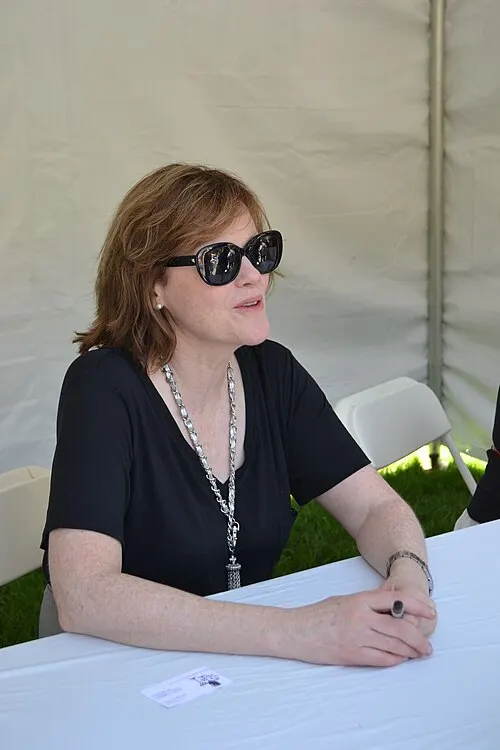 Photo of Maria Semple