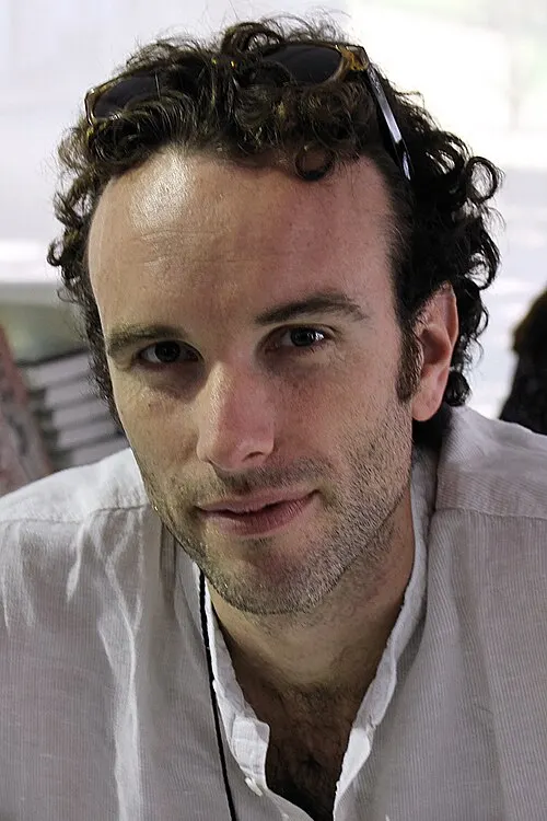Photo of Elliot Ackerman