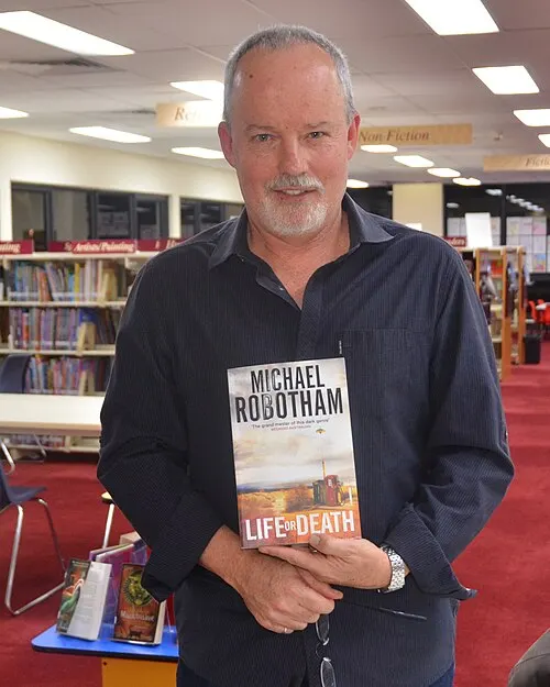 Photo of Michael Robotham