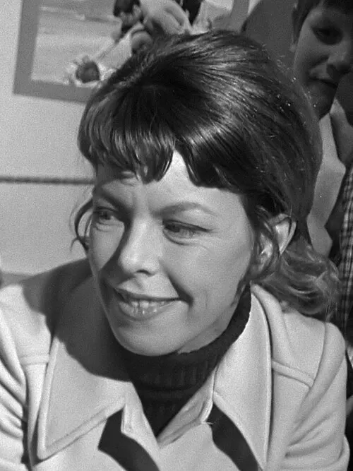 Photo of Cécile Aubry