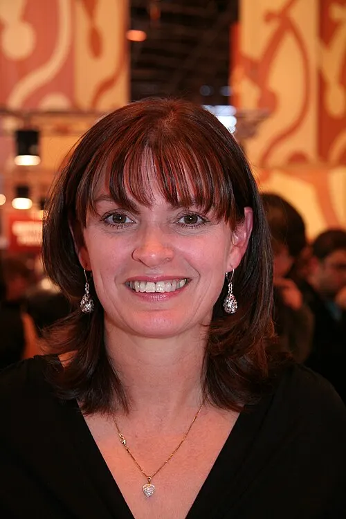 Photo of Fiona McIntosh