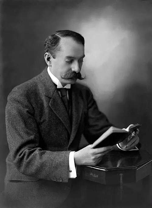 Photo of Maurice Renard