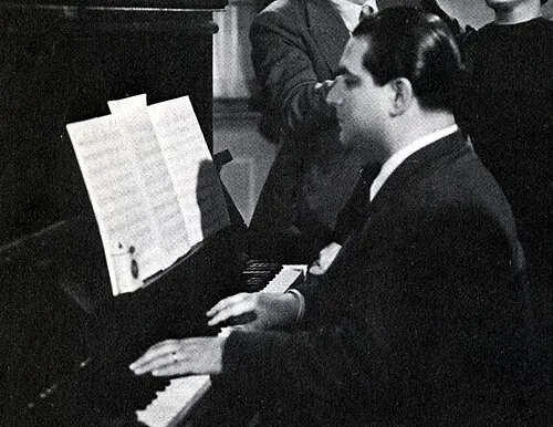 Photo of Mario Ruccione