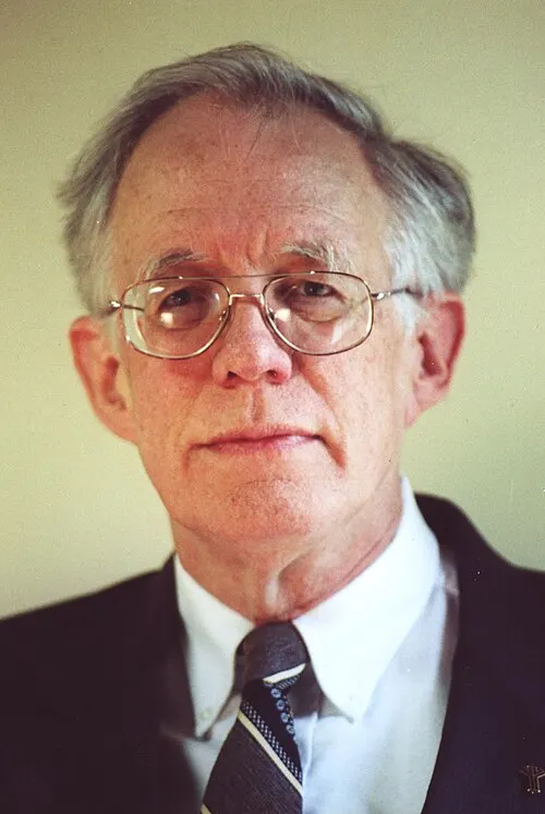 Photo of Andrew MacDonald