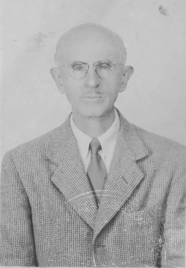 Photo of Willard Price