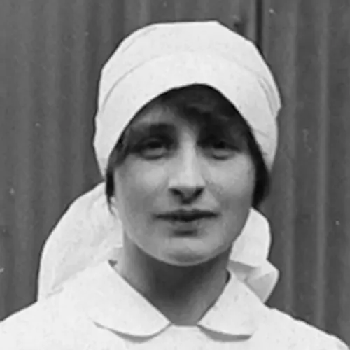 Photo of Vera Brittain