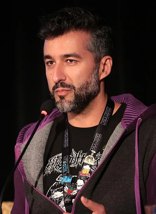 Photo of Kris Straub