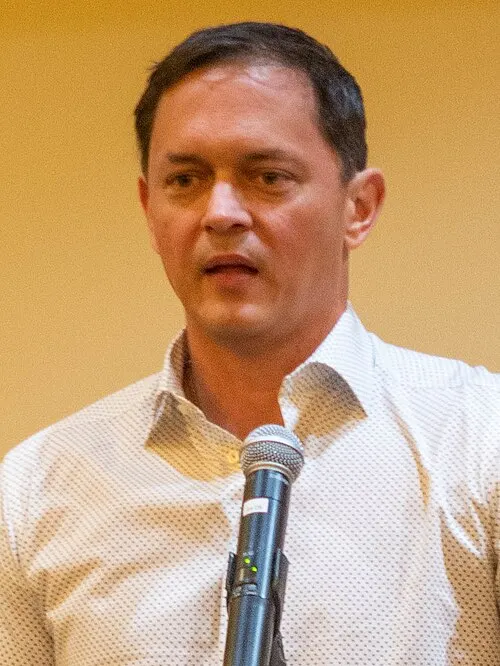 Photo of Mark Greaney