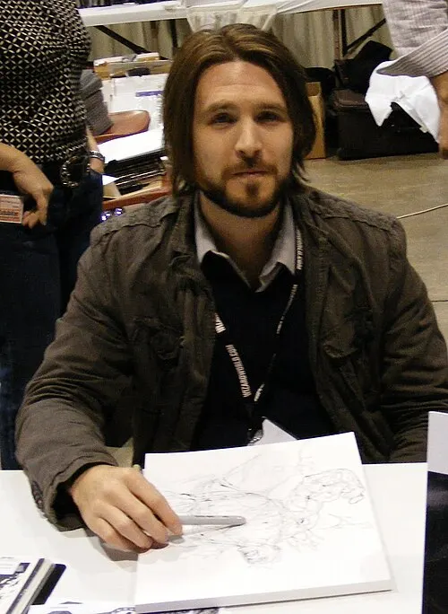 Photo of Lee Bermejo