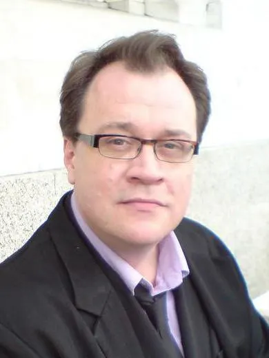 Photo of Russell T. Davies